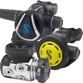 Scubapro MK17 EVO2/C370 z octopusem R095